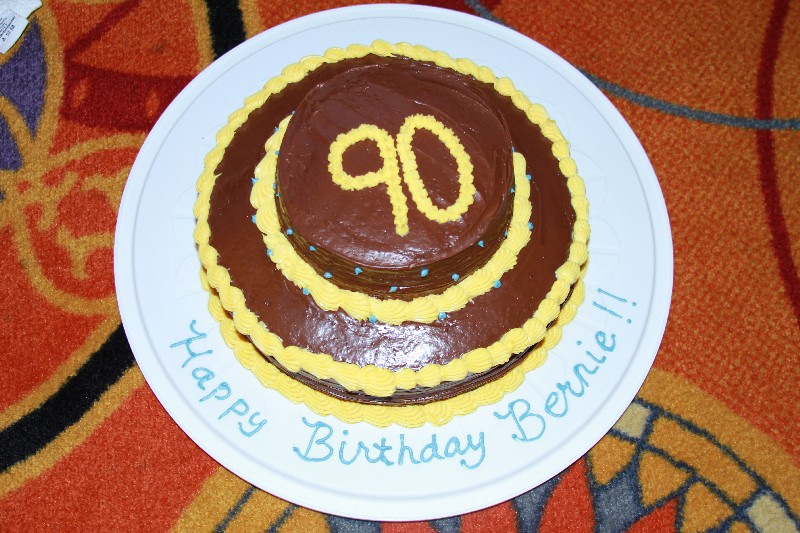 bernie-90-cake
